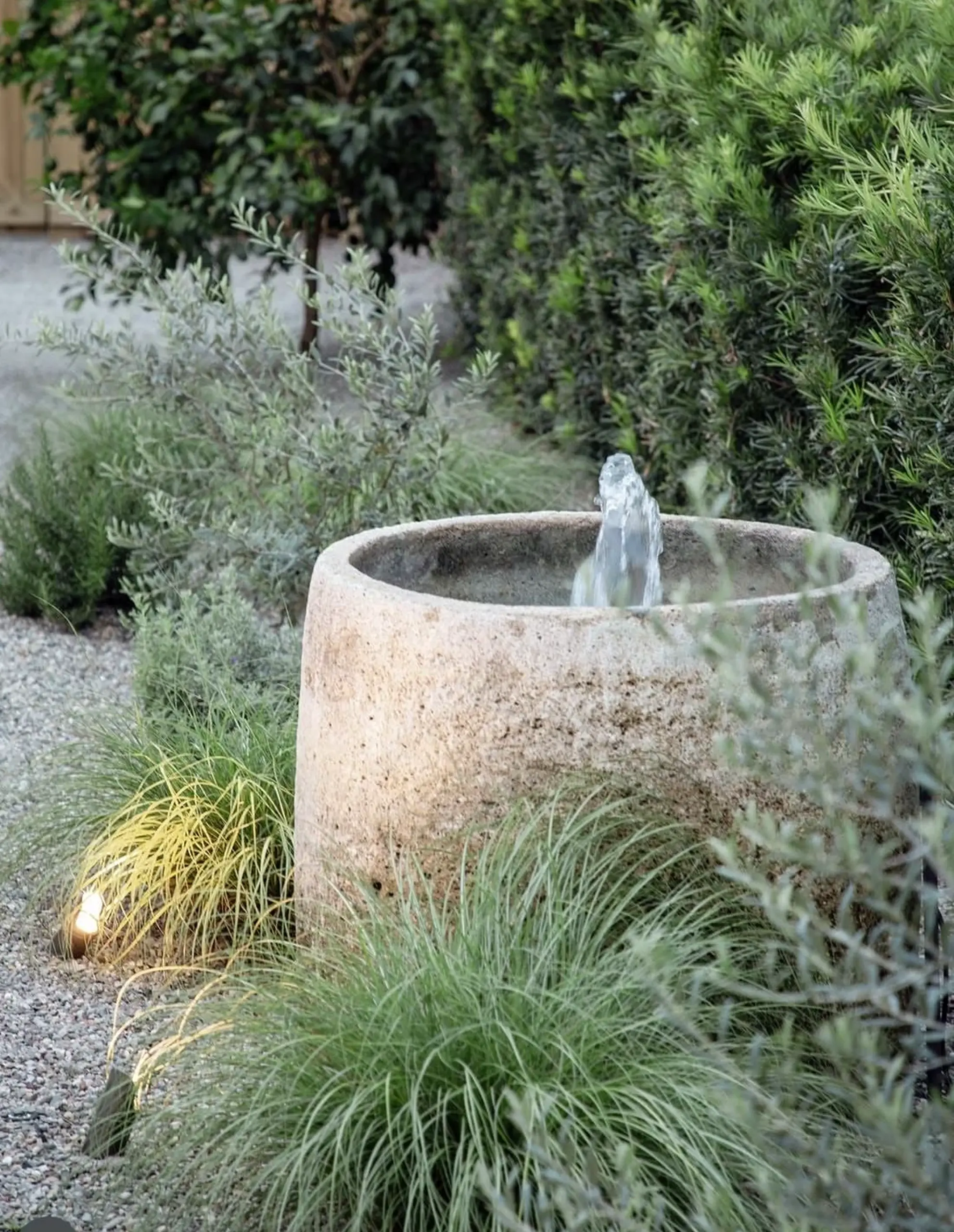 Simple garden border brings warmth to the room, creating a mood that feels open and lived-in.