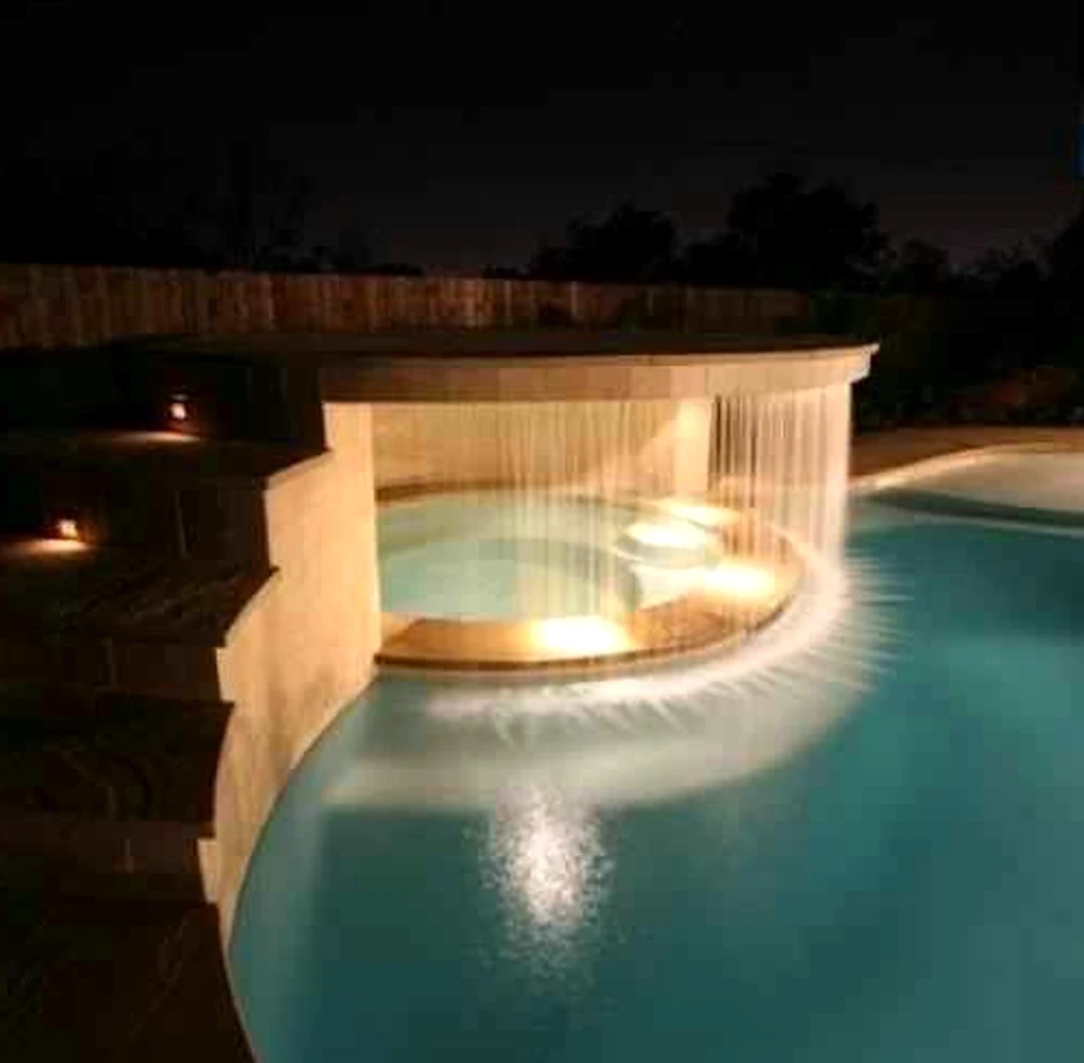 Inviting courtyard view adds clarity across the table, giving the decor a finish that feels comfortable in daily use.