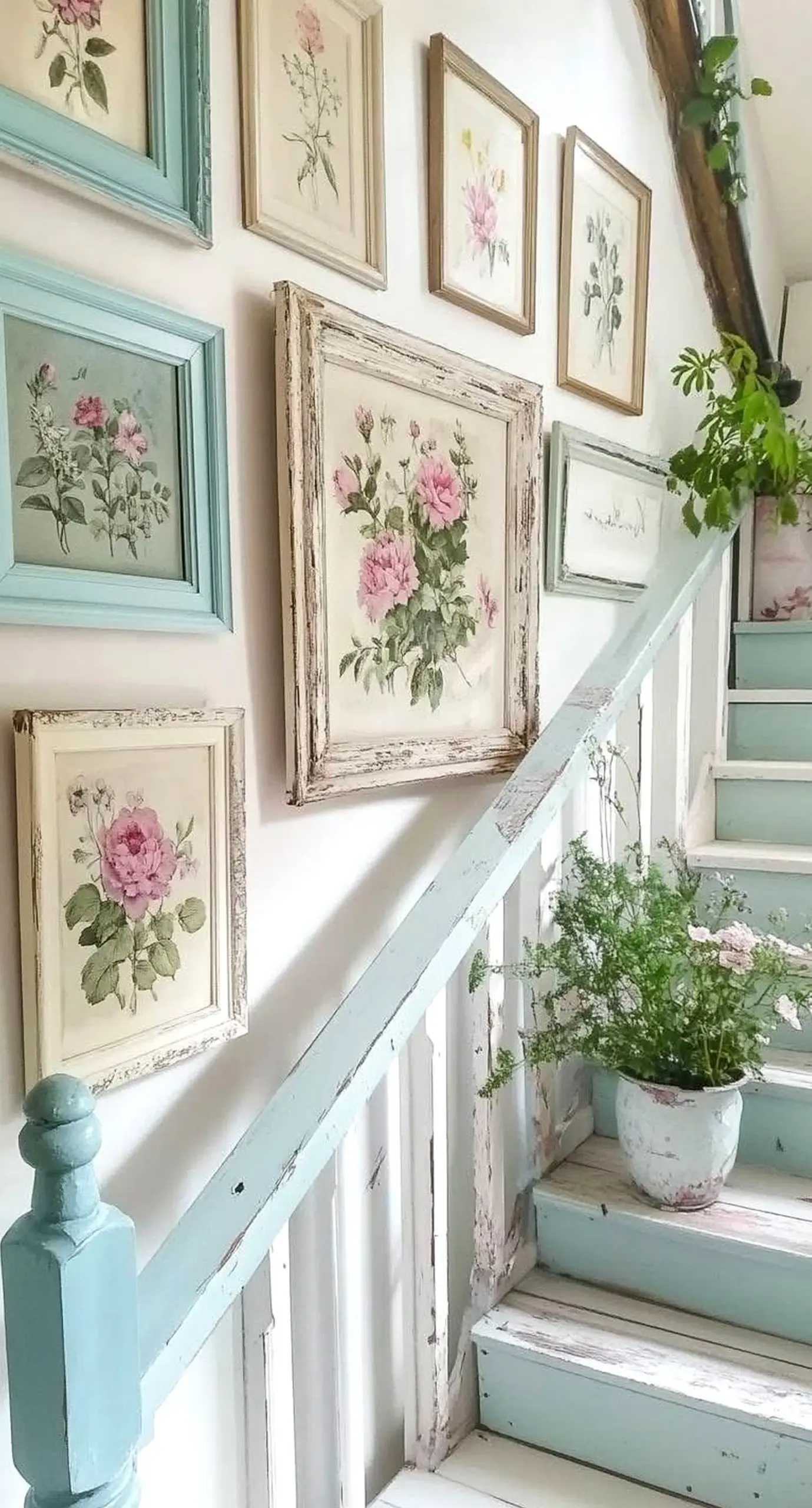 Elegant balcony scene draws attention to movement while the composition stays comfortable in daily use.